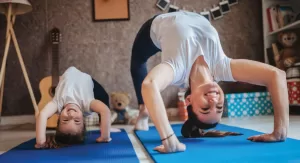 Step-by-step illustrations of the Pelvic Tilt and Modified Plank exercises.