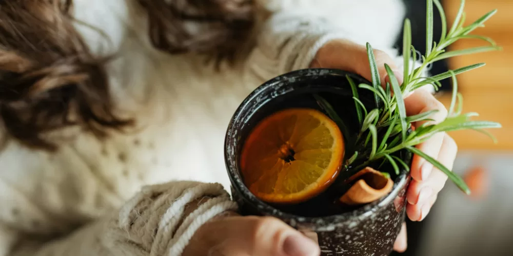 A selection of roots and leaves: Ashwagandha and Ginseng, key Natural Herbs for Boosting Energy.